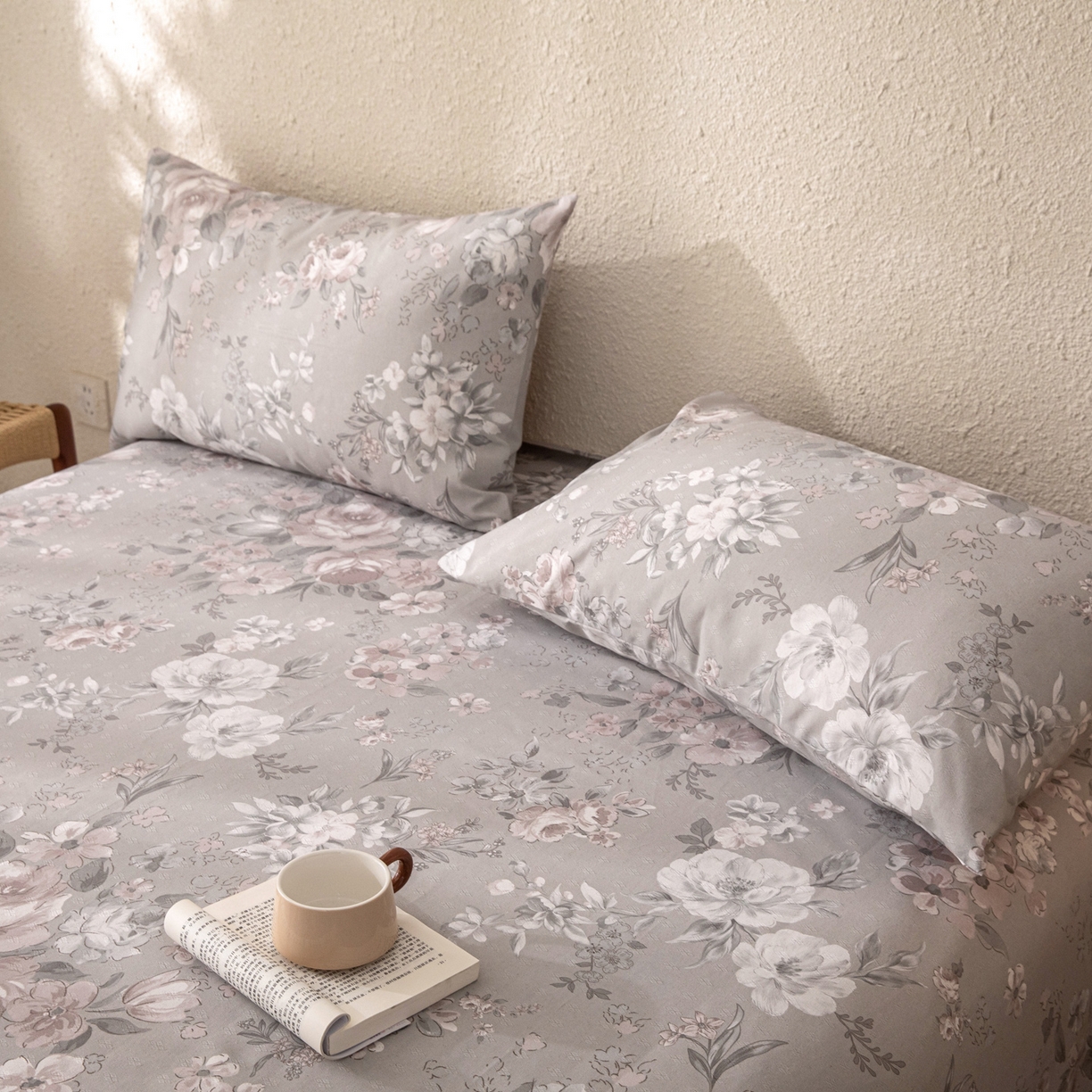 91家纺网 家纺一手货源 找家纺 金泰莱 2026新款棉麻老粗布床单亚麻老粗布凉席 烟樱