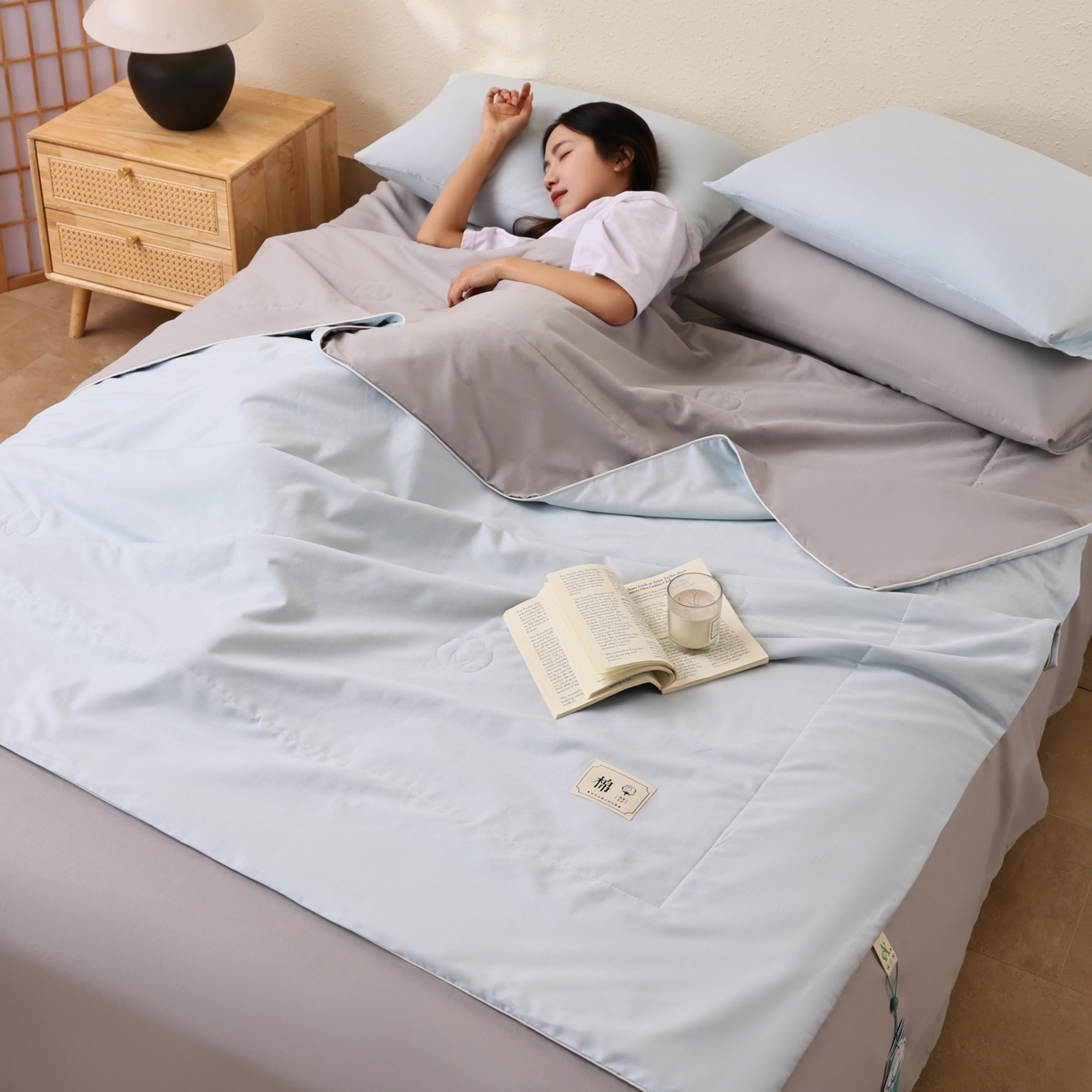 91家纺网 家纺一手货源 找家纺 盛凡家纺 2026新款A类133*72里外全棉100%棉花夏被四件套夏凉被空调被子被芯 花青兰+幻影灰