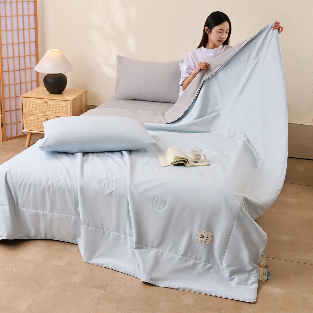 91家纺网 家纺一手货源 找家纺 盛凡家纺 2026新款A类133*72里外全棉100%棉花夏被四件套夏凉被空调被子被芯 花青兰+幻影灰