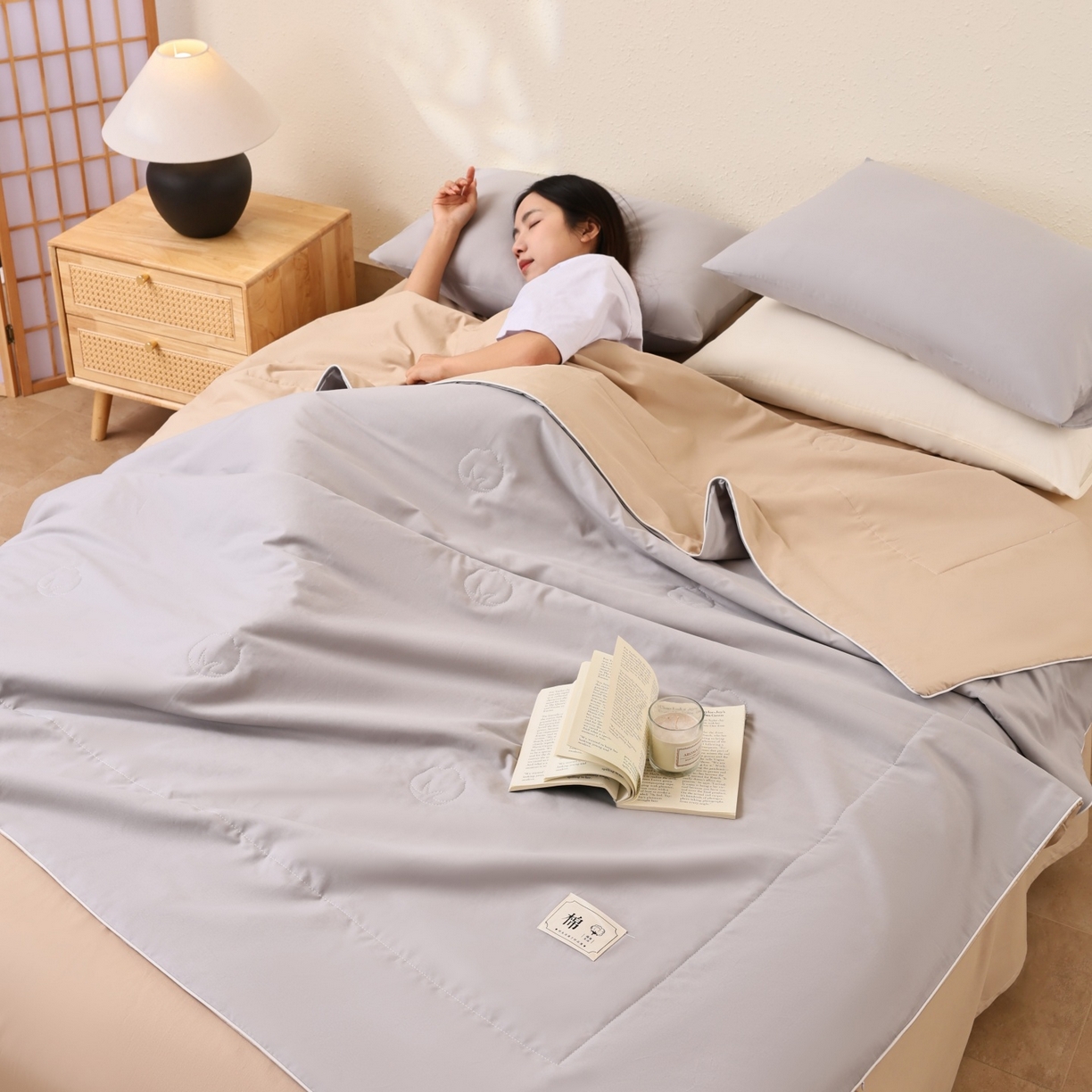 91家纺网 家纺一手货源 找家纺 盛凡家纺 2026新款A类133*72里外全棉100%棉花夏被四件套夏凉被空调被子被芯 幻影灰+奶咖