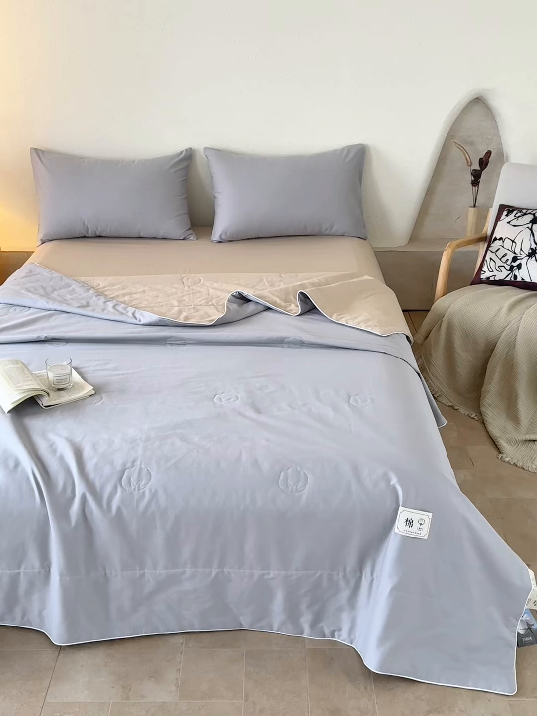 91家纺网 家纺一手货源 找家纺 盛凡家纺 2026新款A类133*72里外全棉100%棉花夏被四件套夏凉被空调被子被芯 幻影灰+奶咖