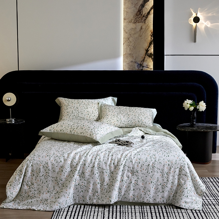 91家纺网 家纺一手货源 找家纺 慕梵家居 2026春夏新款100%莱赛尔天丝夏被空调被夏凉被四件套 赫扬