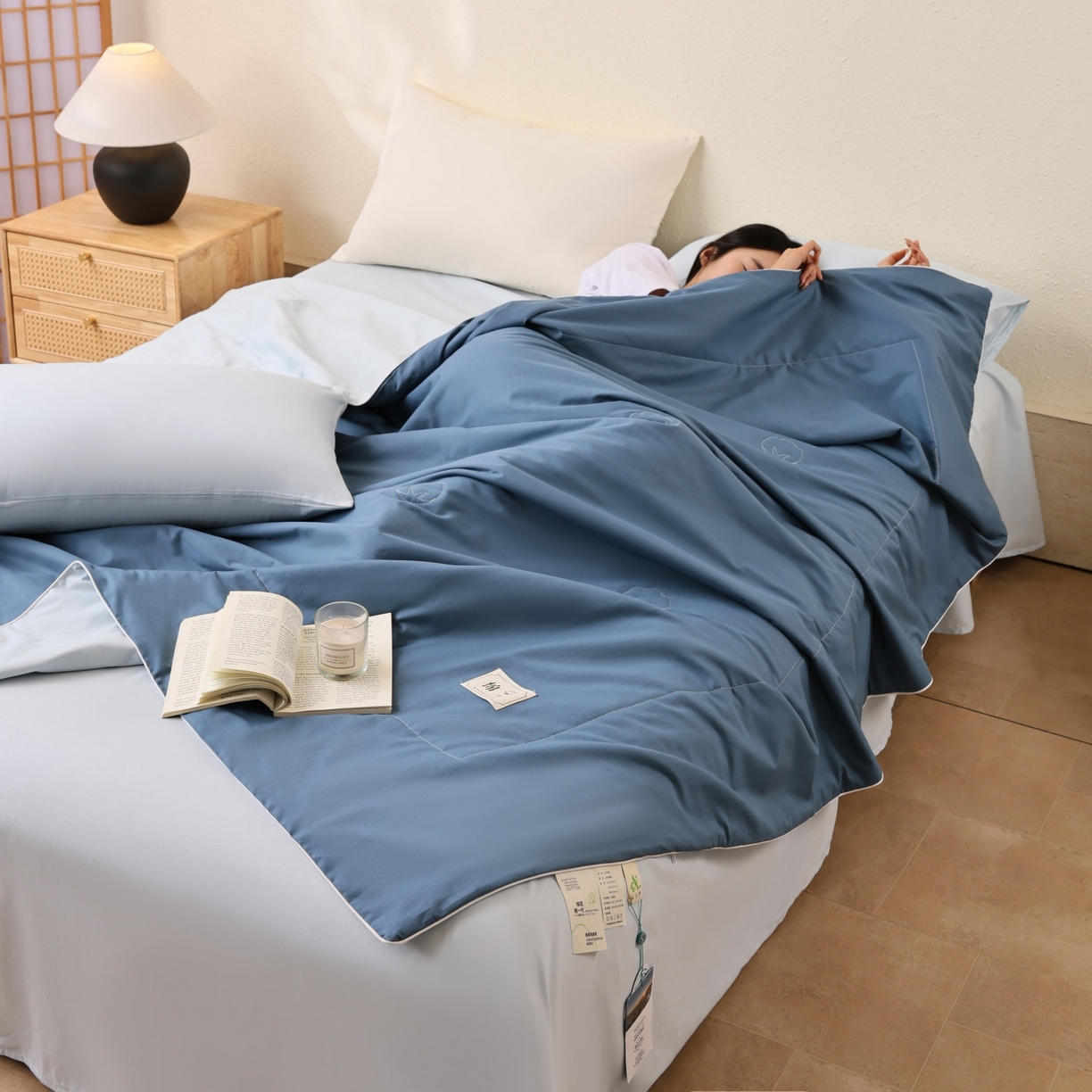 91家纺网 家纺一手货源 找家纺 盛凡家纺 2026新款A类133*72里外全棉100%棉花夏被四件套夏凉被空调被子被芯 深睡蓝