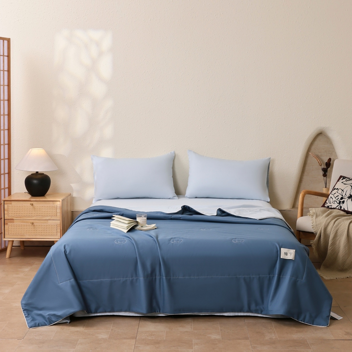 91家纺网 家纺一手货源 找家纺 盛凡家纺 2026新款A类133*72里外全棉100%棉花夏被四件套夏凉被空调被子被芯 深睡蓝
