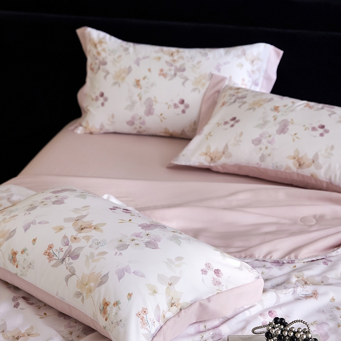 91家纺网 家纺一手货源 找家纺 慕梵家居 2026春夏新款100%莱赛尔天丝夏被空调被夏凉被四件套 花颜外