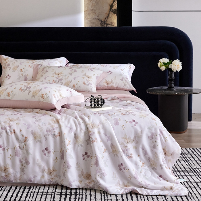 91家纺网 家纺一手货源 找家纺 慕梵家居 2026春夏新款100%莱赛尔天丝夏被空调被夏凉被四件套 花颜外