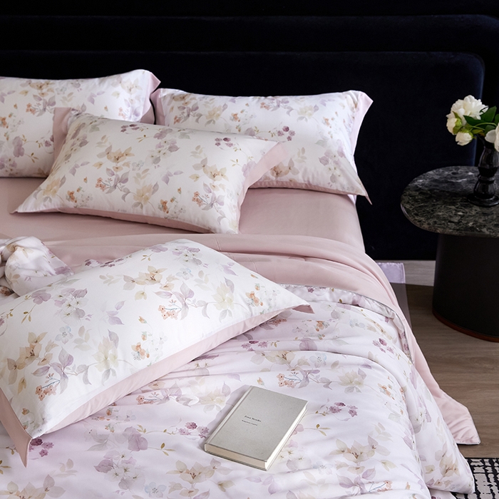 91家纺网 家纺一手货源 找家纺 慕梵家居 2026春夏新款100%莱赛尔天丝夏被空调被夏凉被四件套 花颜外