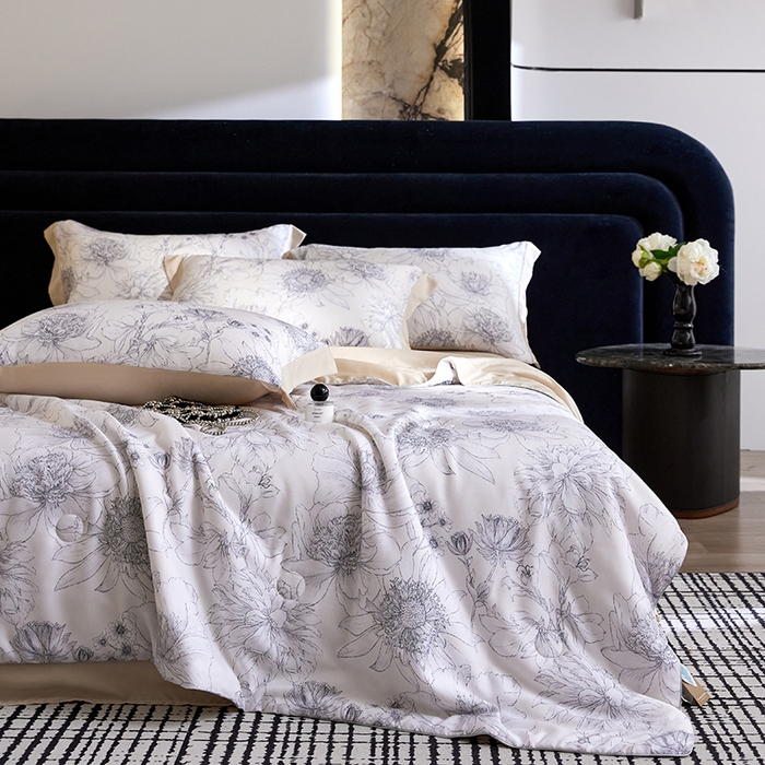 91家纺网 家纺一手货源 找家纺 慕梵家居 2026春夏新款100%莱赛尔天丝夏被空调被夏凉被四件套 卉颜