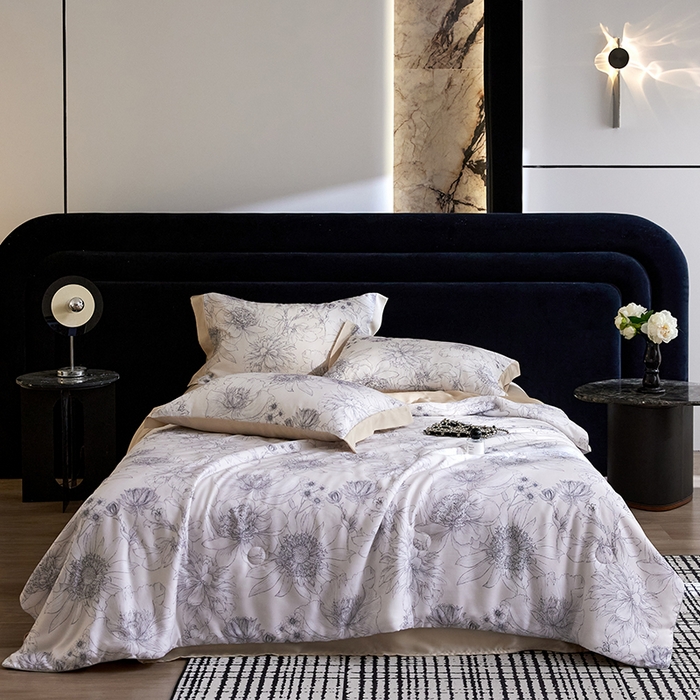 91家纺网 家纺一手货源 找家纺 慕梵家居 2026春夏新款100%莱赛尔天丝夏被空调被夏凉被四件套 卉颜