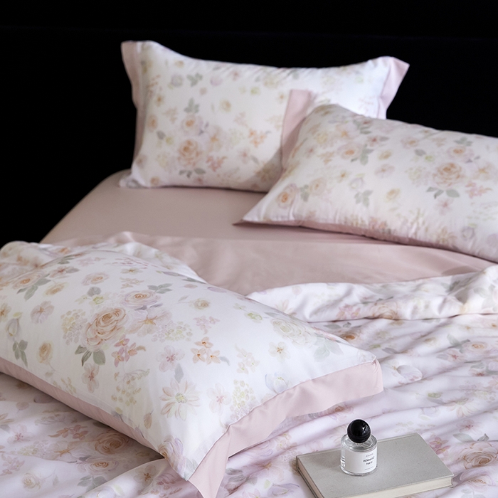 91家纺网 家纺一手货源 找家纺 慕梵家居 2026春夏新款100%莱赛尔天丝夏被空调被夏凉被四件套 念池花粉