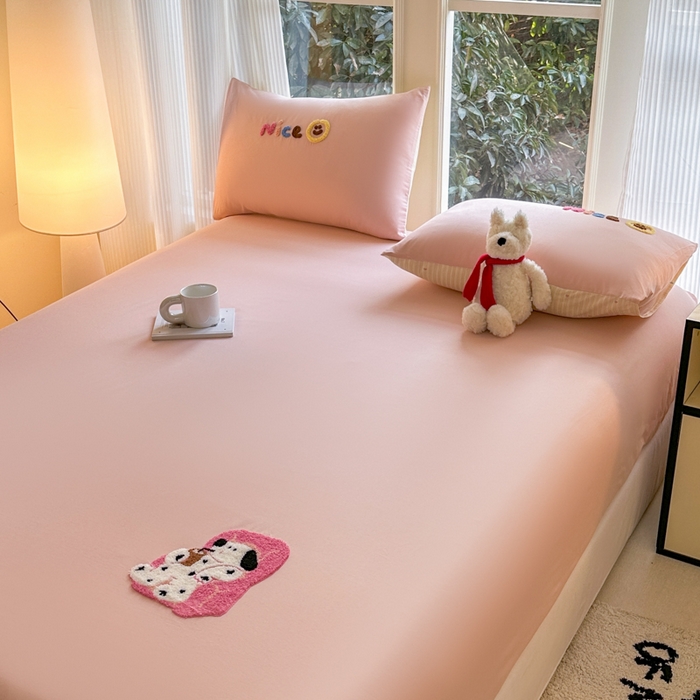 91家纺网 家纺一手货源 找家纺 （总）欣宜家纺 2026新款卡通全棉纯棉纯色绣花床垫保护套罩单床笠床笠单件单品床笠