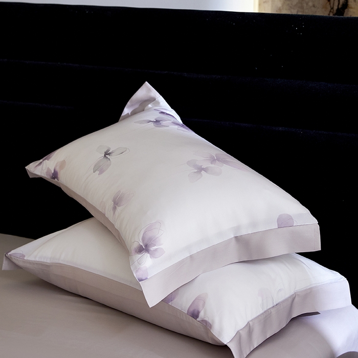 91家纺网 家纺一手货源 找家纺 慕梵家居 2026春夏新款100%莱赛尔天丝夏被空调被夏凉被四件套 雾蝶花