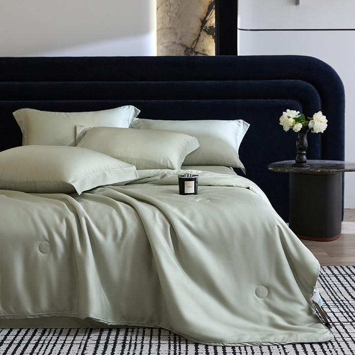 91家纺网 家纺一手货源 找家纺 慕梵家居 2026春夏新款100%莱赛尔天丝夏被空调被夏凉被四件套 悠然绿