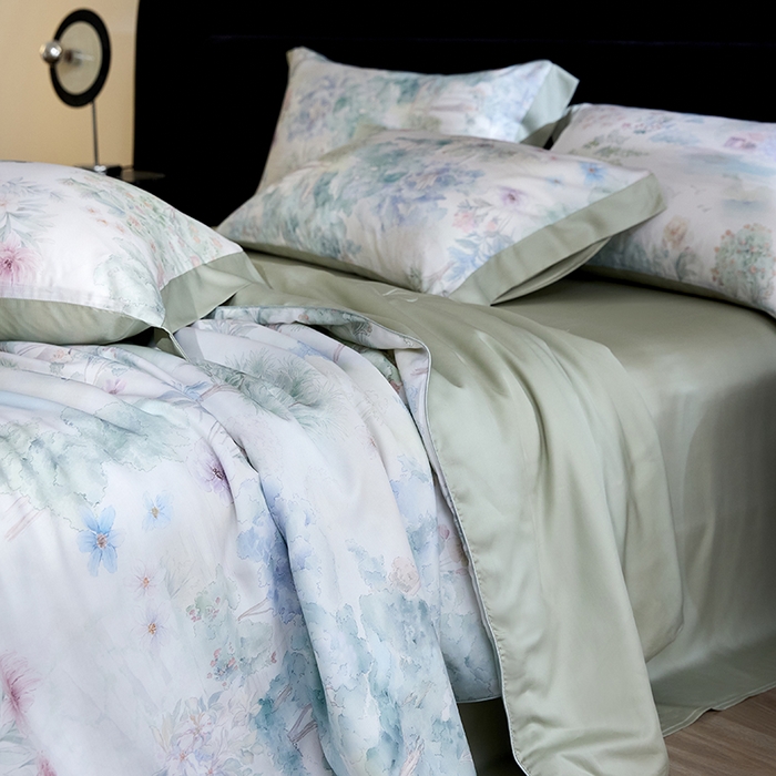 91家纺网 家纺一手货源 找家纺 慕梵家居 2026春夏新款100%莱赛尔天丝夏被空调被夏凉被四件套 早春的树-绿