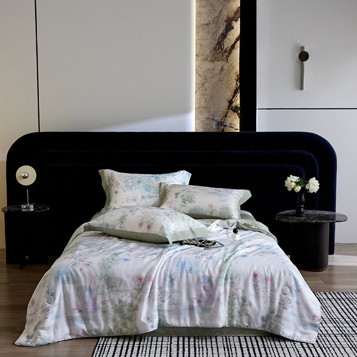 91家纺网 家纺一手货源 找家纺 慕梵家居 2026春夏新款100%莱赛尔天丝夏被空调被夏凉被四件套 早春的树-绿