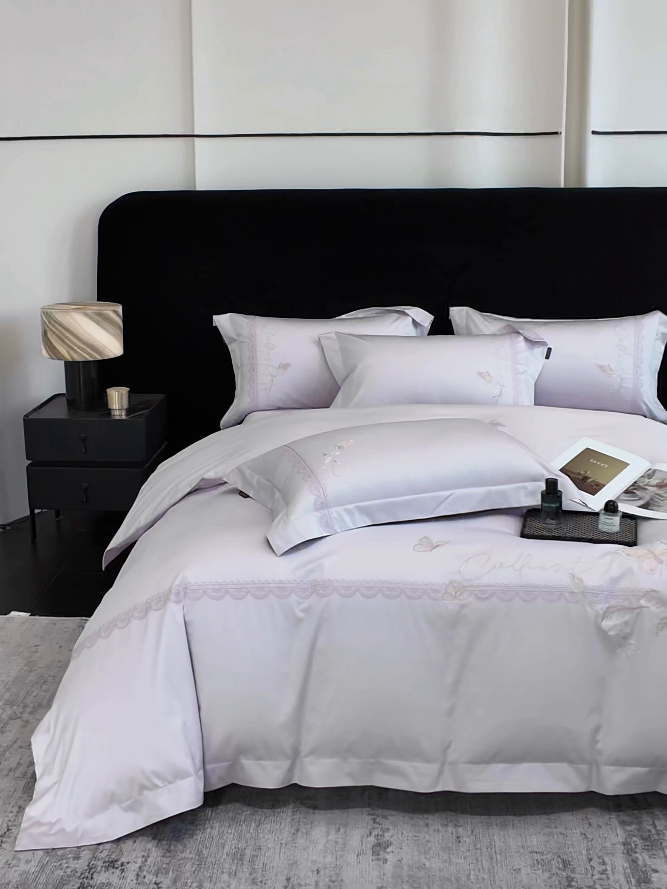 91家纺网 家纺一手货源 找家纺 欣宜家纺 2026新款100支贡缎长绒棉纯棉无纸刺绣软绣花四件套高端礼盒-蝶曼影 蝶曼影-梦幻紫