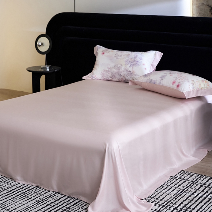 91家纺网 家纺一手货源 找家纺 慕梵家居 2026春夏新款100%莱赛尔天丝夏被空调被夏凉被四件套 早春的树-紫