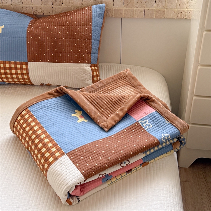 91家纺网 家纺一手货源 找家纺 （总）暖生活 2026新款a版全棉水洗棉b版230g牛奶绒印花床盖单品床盖单件三件套