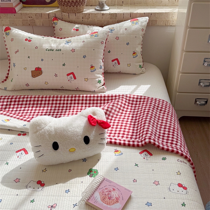 91家纺网 家纺一手货源 找家纺 暖生活 2026新款a版全棉水洗棉b版230g牛奶绒印花床盖单品床盖单件三件套 红格凯蒂