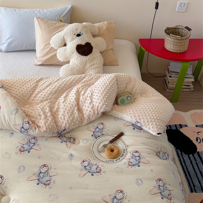 91家纺网 家纺一手货源 找家纺 暖生活 2026新款针织棉豆豆绒星星被 被子被芯-第三批飞行员