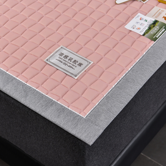 91家纺网 家纺一手货源 找家纺 小牛席业 2026新款经典款-小冰块加厚乳胶席凉席藤席冰藤席竹席空调席草席冰丝席豆豆席乳胶席三件套 经典款-小冰块乳胶席系列（加厚款）-豆沙