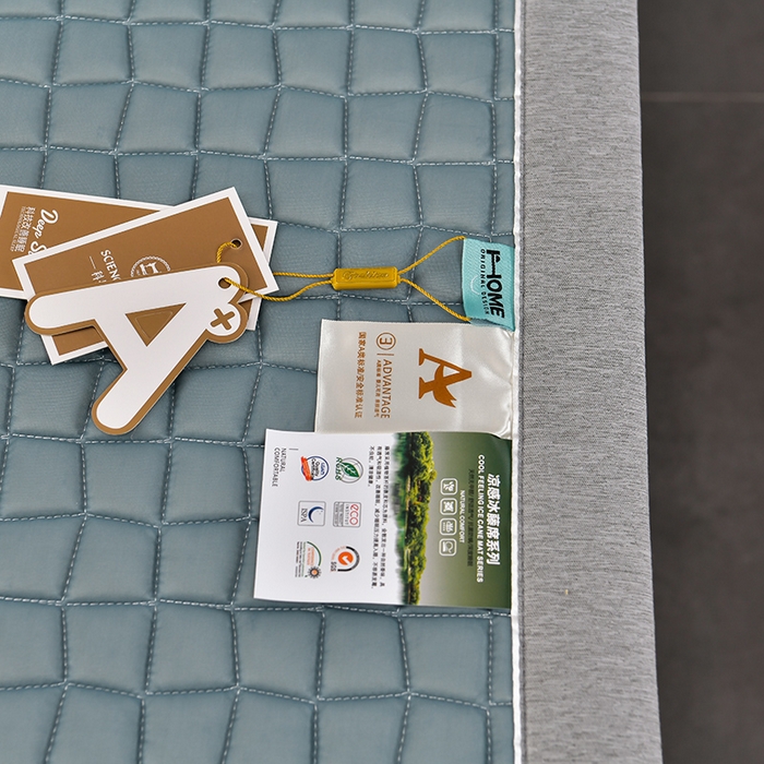 91家纺网 家纺一手货源 找家纺 小牛席业 2026新款经典款-小冰块加厚乳胶席凉席藤席冰藤席竹席空调席草席冰丝席豆豆席乳胶席三件套 经典款-小冰块乳胶席系列（加厚款）-宝石蓝