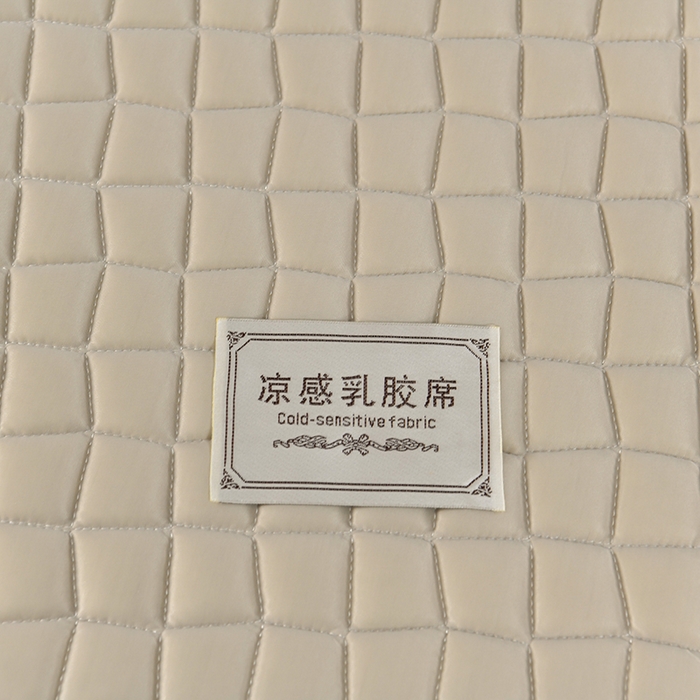 91家纺网 家纺一手货源 找家纺 小牛席业 2026新款经典款-小冰块加厚乳胶席凉席藤席冰藤席竹席空调席草席冰丝席豆豆席乳胶席三件套 经典款-小冰块乳胶席系列（加厚款）-烟灰