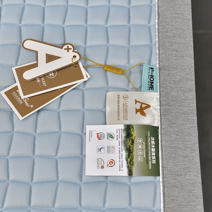 91家纺网 家纺一手货源 找家纺 小牛席业 2026新款经典款-小冰块加厚乳胶席凉席藤席冰藤席竹席空调席草席冰丝席豆豆席乳胶席三件套 经典款-小冰块乳胶席系列（加厚款）-冰川蓝