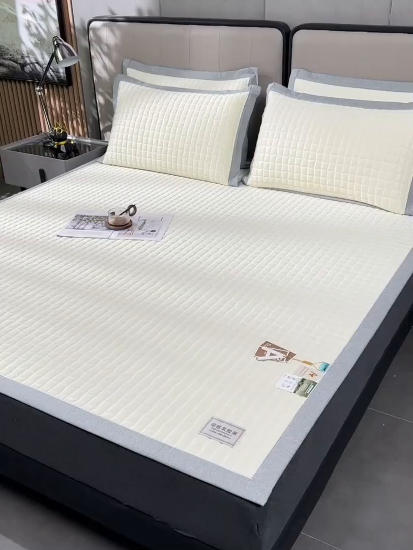 91家纺网 家纺一手货源 找家纺 小牛席业 2026新款经典款-小冰块加厚乳胶席凉席藤席冰藤席竹席空调席草席冰丝席豆豆席乳胶席三件套 经典款-小冰块乳胶席系列（加厚款）-象牙白