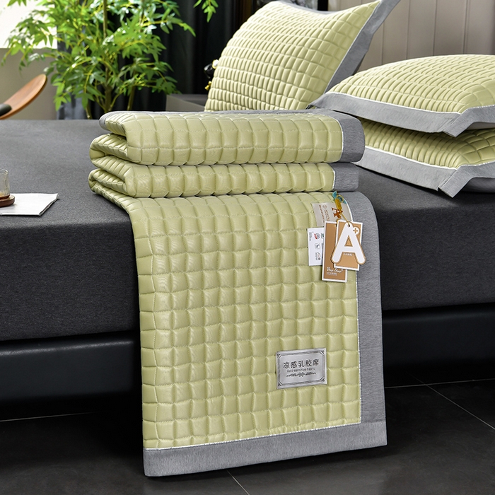 91家纺网 家纺一手货源 找家纺 小牛席业 2026新款经典款-小冰块加厚乳胶席凉席藤席冰藤席竹席空调席草席冰丝席豆豆席乳胶席三件套 经典款-小冰块乳胶席系列（加厚款）-松石绿