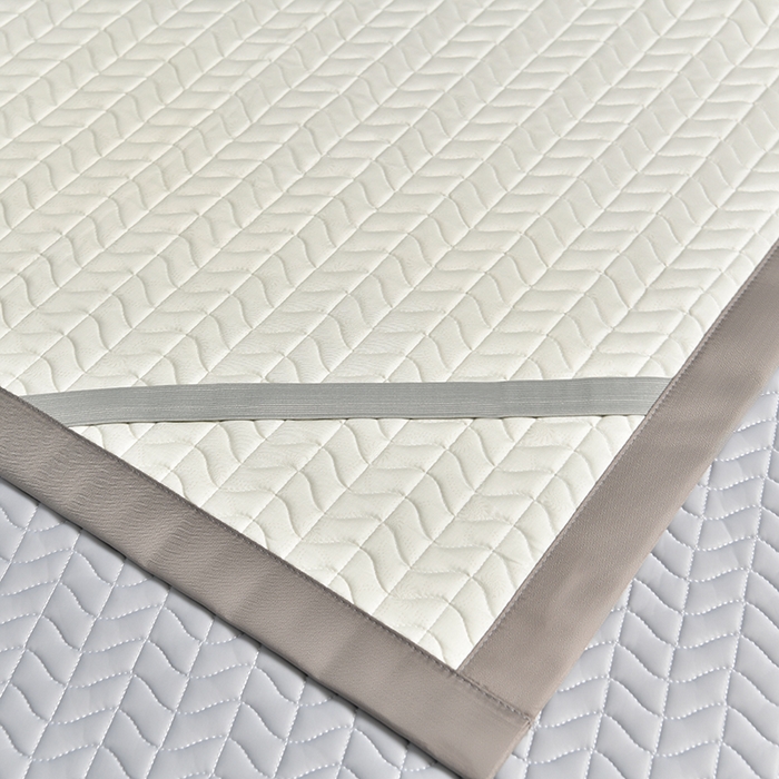 91家纺网 家纺一手货源 找家纺 小牛席业 2026新款凉感乳胶席系列-凉席藤席冰藤席竹席空调席草席冰丝席豆豆席乳胶席三件套 凉感乳胶席（浅灰）