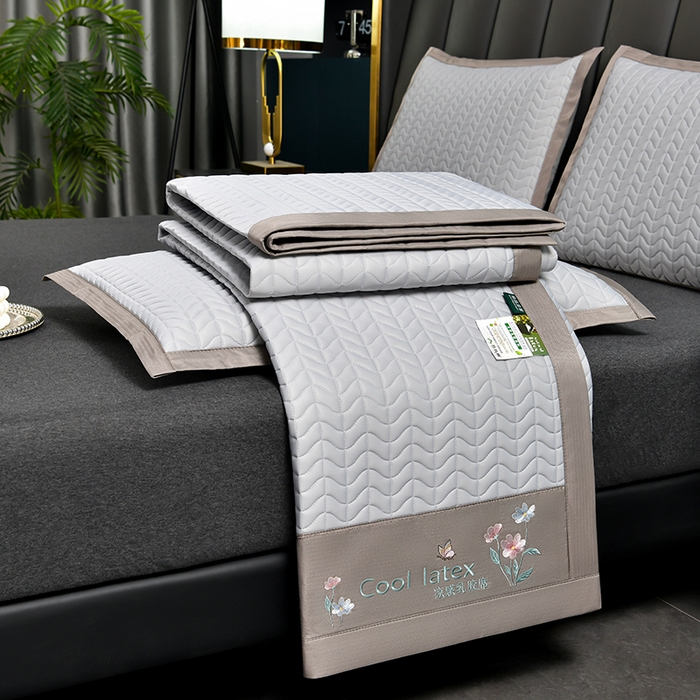 91家纺网 家纺一手货源 找家纺 小牛席业 2026新款凉感乳胶席系列-凉席藤席冰藤席竹席空调席草席冰丝席豆豆席乳胶席三件套 凉感乳胶席（浅灰）