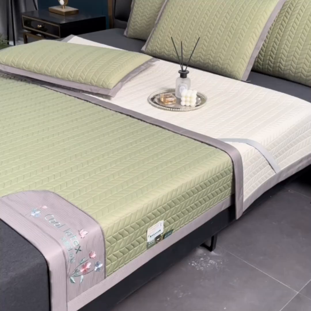 91家纺网 家纺一手货源 找家纺 小牛席业 2026新款凉感乳胶席系列-凉席藤席冰藤席竹席空调席草席冰丝席豆豆席乳胶席三件套 凉感乳胶席（果绿）