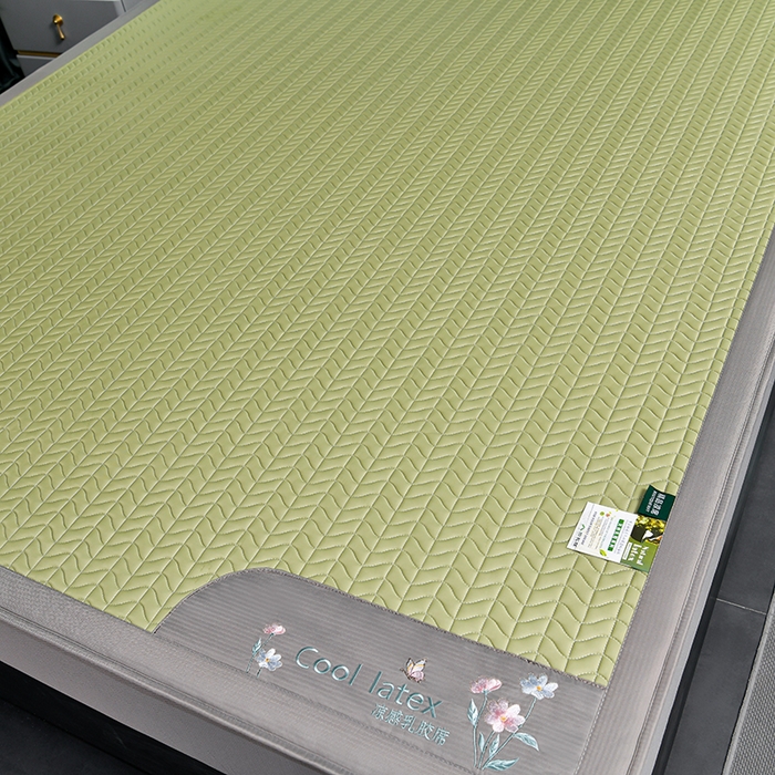 91家纺网 家纺一手货源 找家纺 小牛席业 2026新款凉感乳胶席系列（床笠款）凉席藤席冰藤席竹席空调席草席冰丝席豆豆席乳胶席三件套 凉感乳胶席-果绿（床笠款）