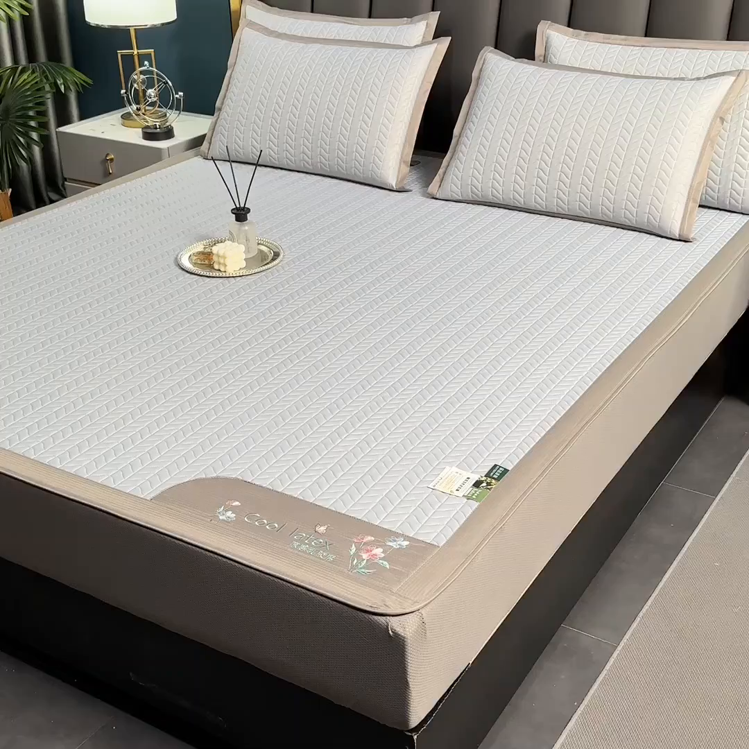 91家纺网 家纺一手货源 找家纺 小牛席业 2026新款凉感乳胶席系列（床笠款）凉席藤席冰藤席竹席空调席草席冰丝席豆豆席乳胶席三件套 凉感乳胶席-浅灰（床笠款）