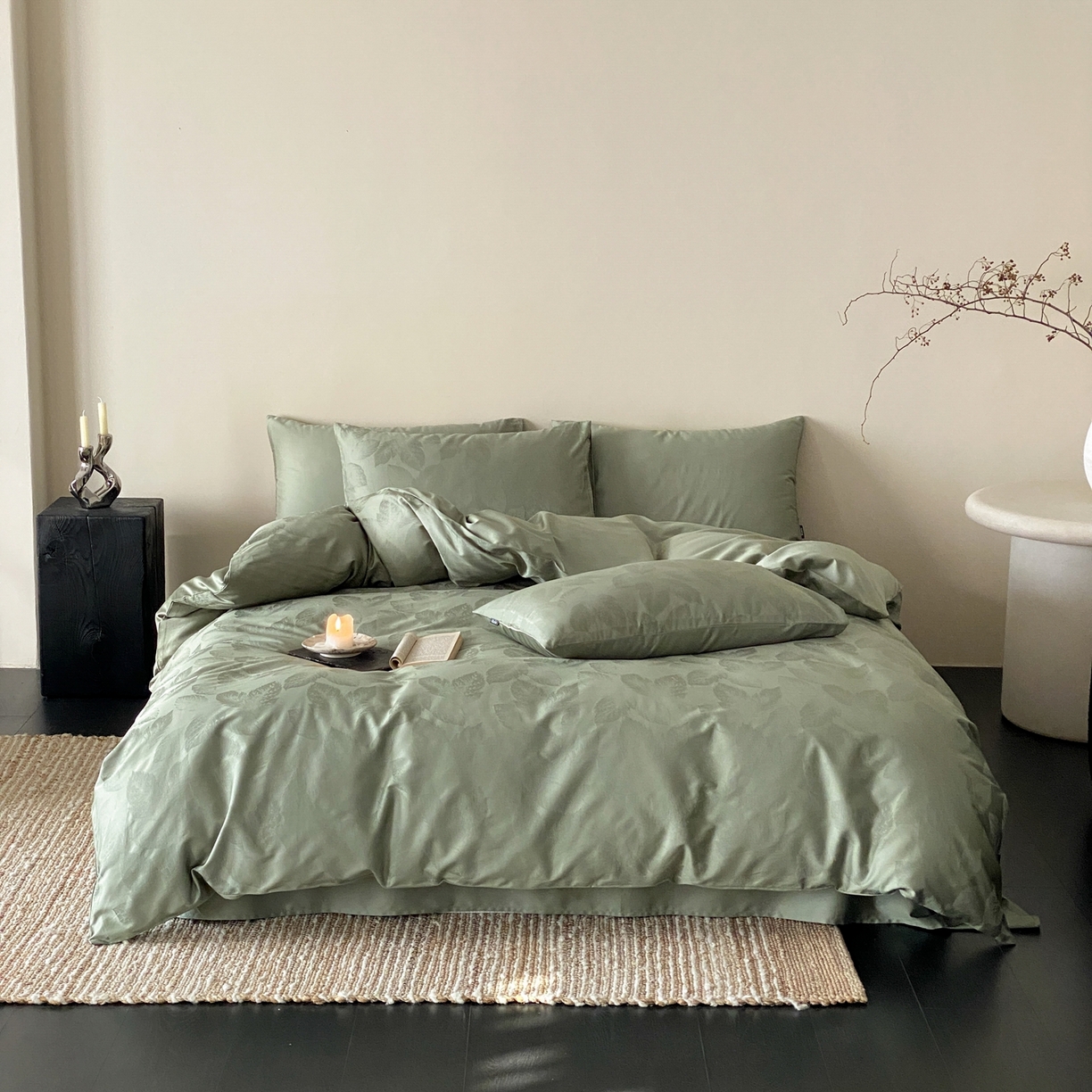 91家纺网 家纺一手货源 找家纺 玉宇阁家居 2026新款50支双股全棉纯棉贡缎大提花四件套 流影叶序