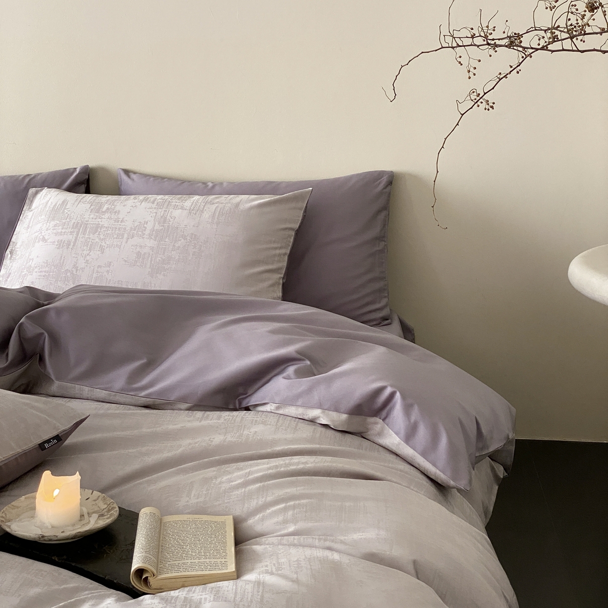 91家纺网 家纺一手货源 找家纺 玉宇阁家居 2026新款50支双股全棉纯棉贡缎大提花四件套 曼彻斯特-灰