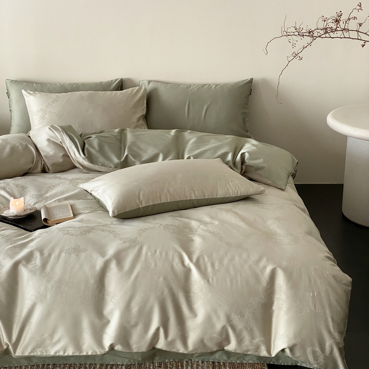 91家纺网 家纺一手货源 找家纺 玉宇阁家居 2026新款50支双股全棉纯棉贡缎大提花四件套 缈缈-岚