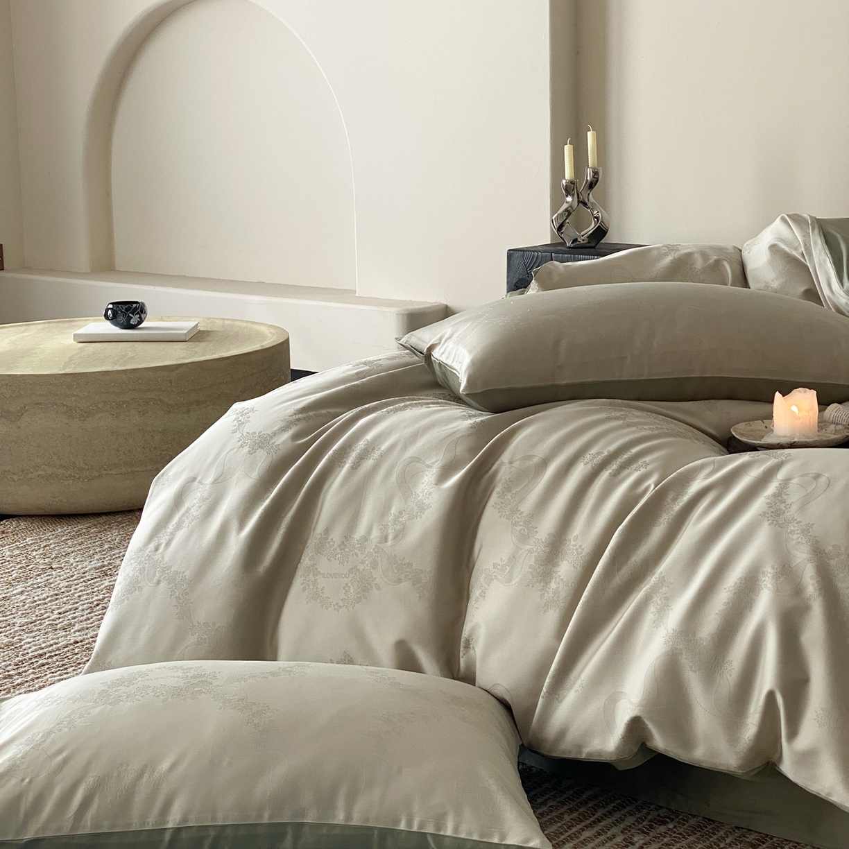 91家纺网 家纺一手货源 找家纺 玉宇阁家居 2026新款50支双股全棉纯棉贡缎大提花四件套 缈缈-岚