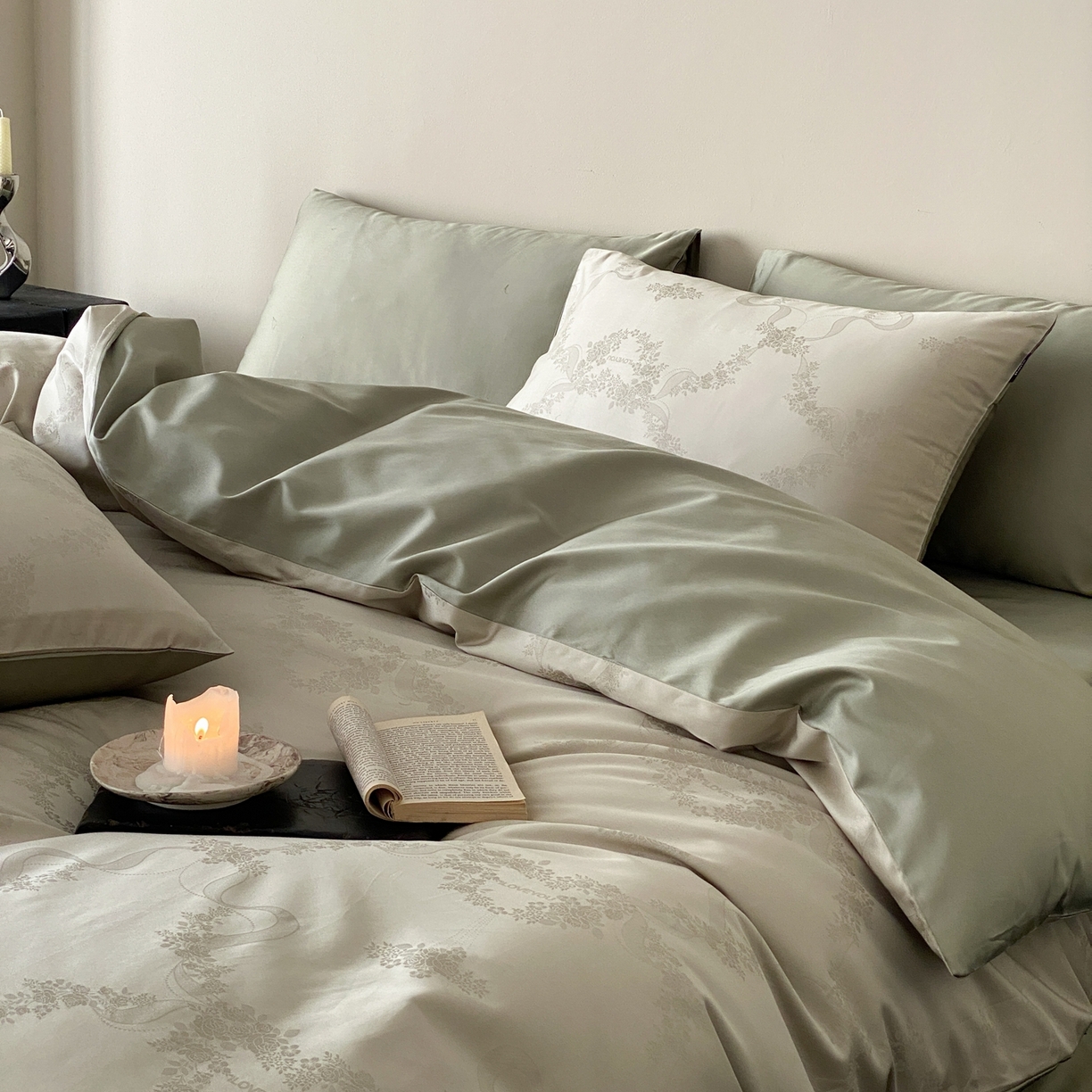 91家纺网 家纺一手货源 找家纺 玉宇阁家居 2026新款50支双股全棉纯棉贡缎大提花四件套 缈缈-岚