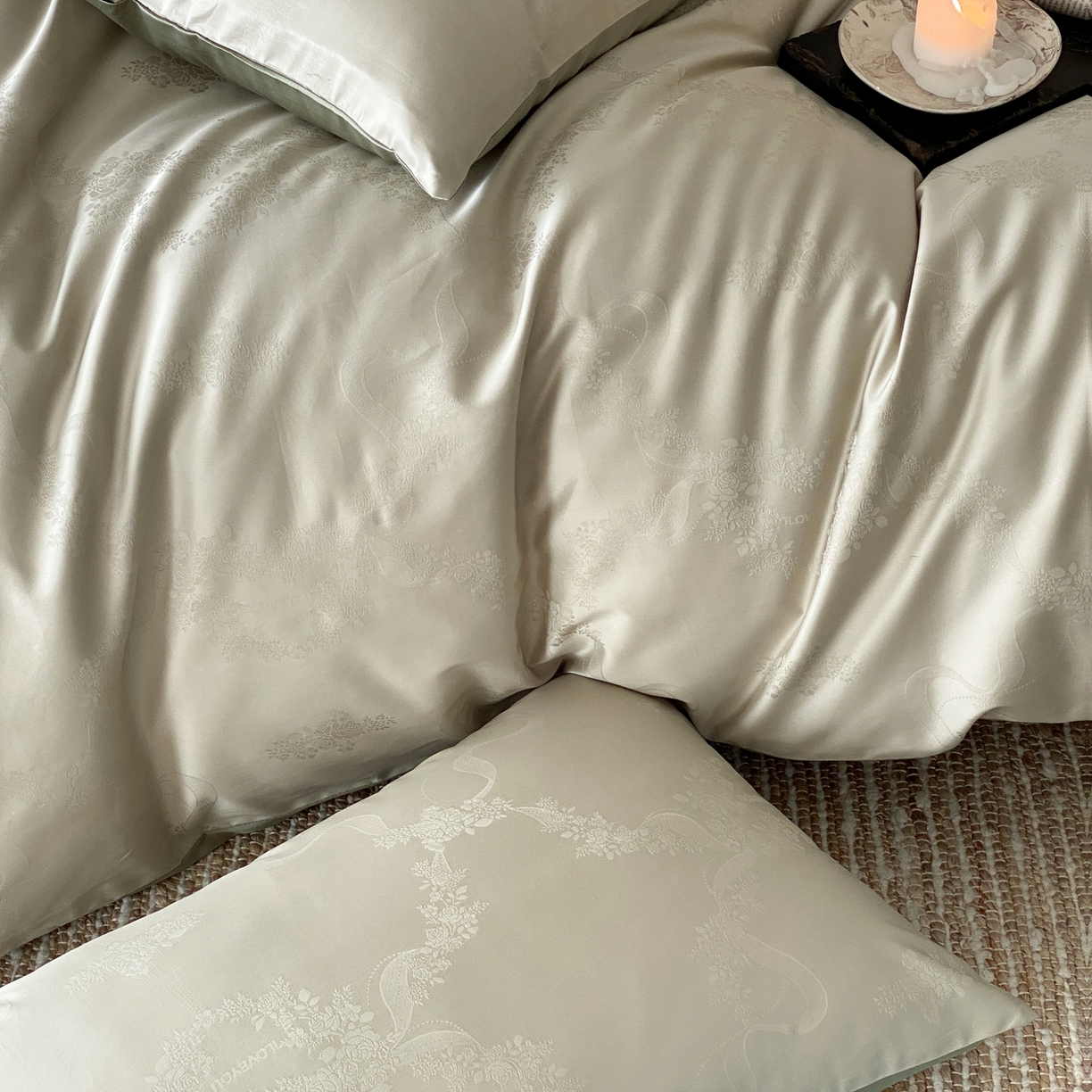 91家纺网 家纺一手货源 找家纺 玉宇阁家居 2026新款50支双股全棉纯棉贡缎大提花四件套 缈缈-岚