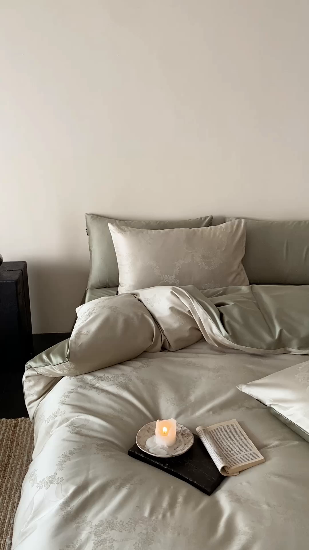 91家纺网 家纺一手货源 找家纺 玉宇阁家居 2026新款50支双股全棉纯棉贡缎大提花四件套 缈缈-岚