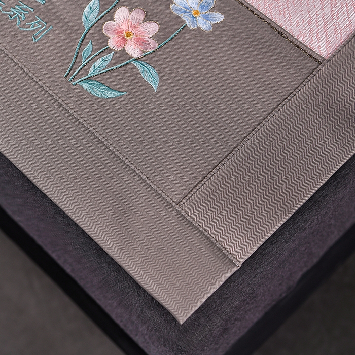 91家纺网 家纺一手货源 找家纺 小牛席业 2026新款超精密冰丝席-小斜纹系列凉席藤席冰藤席冰丝席竹席草席空调席乳胶席豆豆席 超精密冰丝席-小斜纹（粉色）