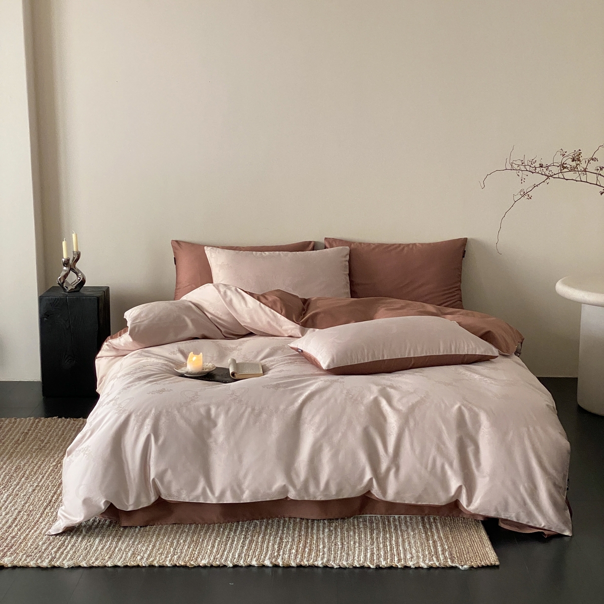 91家纺网 家纺一手货源 找家纺 玉宇阁家居 2026新款50支双股全棉纯棉贡缎大提花四件套 缈缈-梦露