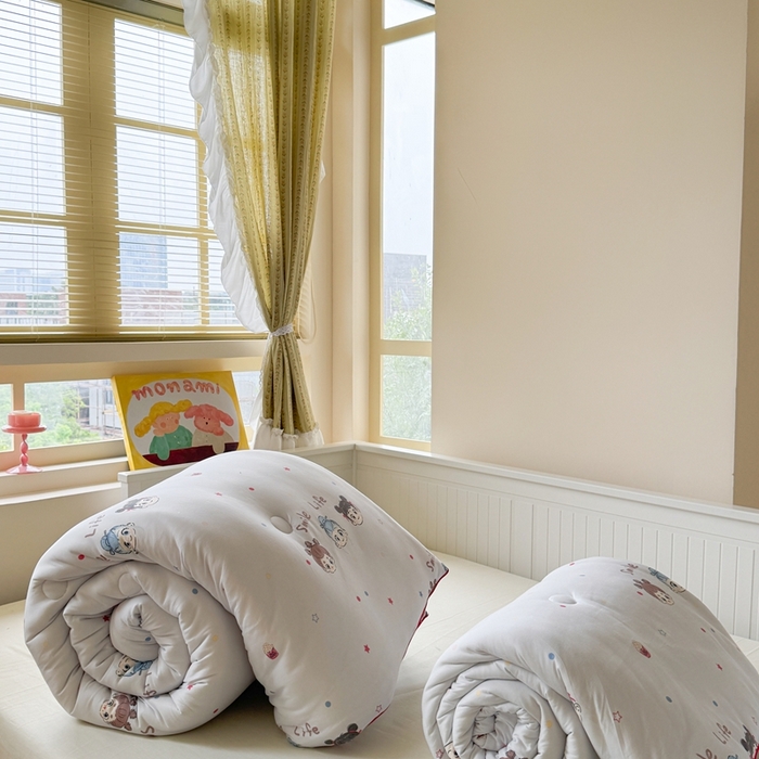 91家纺网 家纺一手货源 找家纺 暖生活 2026新款婴儿级牛奶针织棉大豆四季被冬被春秋被被子被芯哪吒