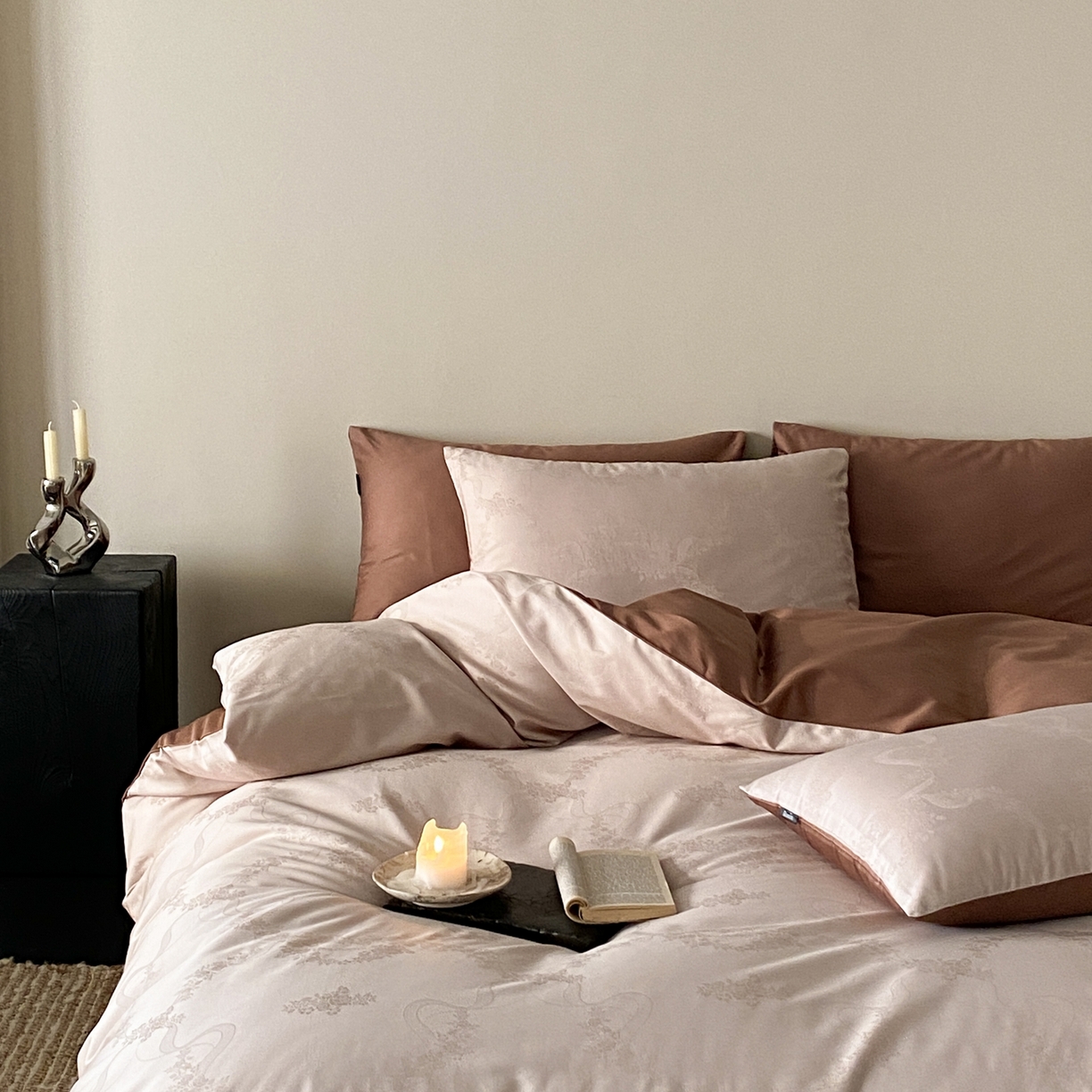 91家纺网 家纺一手货源 找家纺 玉宇阁家居 2026新款50支双股全棉纯棉贡缎大提花四件套 缈缈-梦露