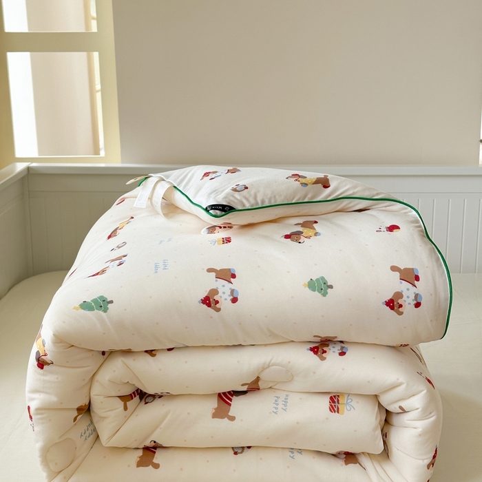 91家纺网 家纺一手货源 找家纺 暖生活 2026新款婴儿级牛奶针织棉大豆四季被冬被春秋被被子被芯苹果小狗