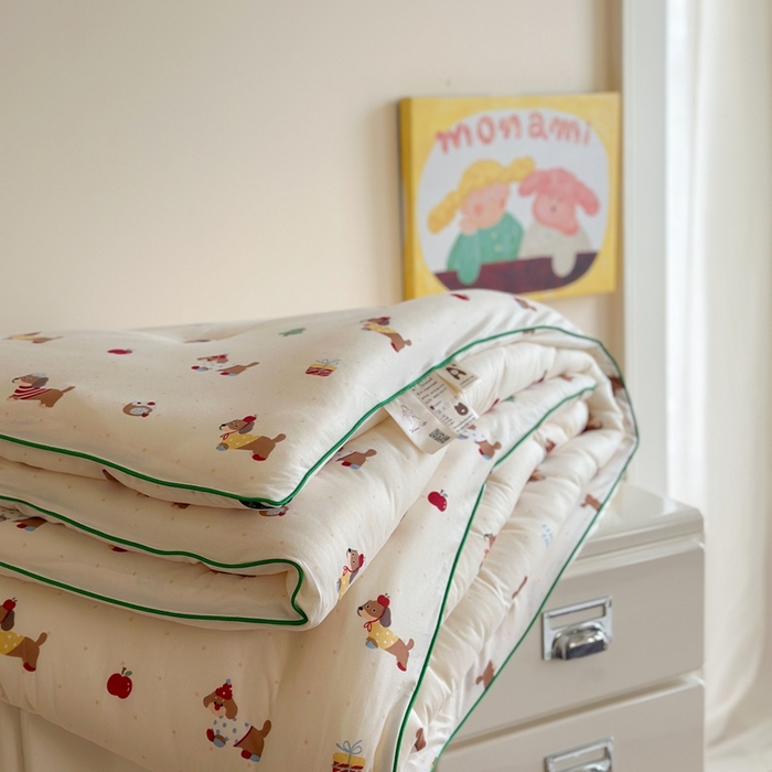 91家纺网 家纺一手货源 找家纺 暖生活 2026新款婴儿级牛奶针织棉大豆四季被冬被春秋被被子被芯苹果小狗