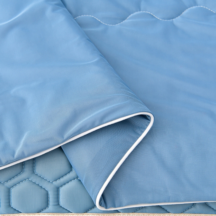 91家纺网 家纺一手货源 找家纺 畅畅家纺 2026新款凉感丝唯美床裙夏被凉席三件套夏被四件套 唯美-海天蓝