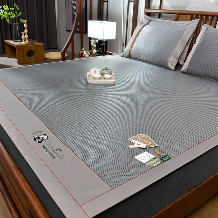 91家纺网 家纺一手货源 找家纺 小牛席业 2026新款加厚款-经典熊猫冰藤席系列-凉席藤席冰藤席竹席空调席草席冰丝席豆豆席乳胶席三件套 加厚款-经典熊猫冰藤席（黑咖）